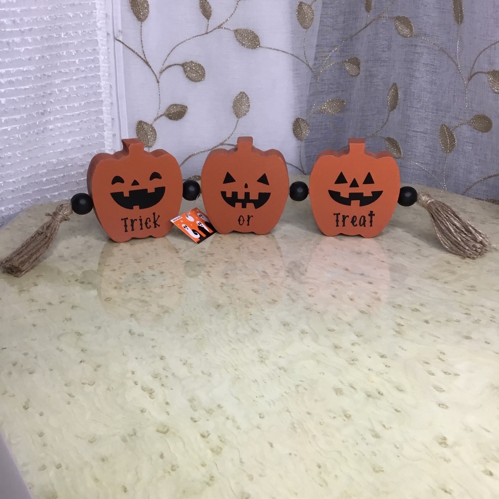 Wooden Jack O Lantern Pumpkin Halloween Decor New!